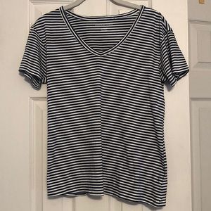 Barely worn XS blue and white striped cotton v-neck from American Eagle!